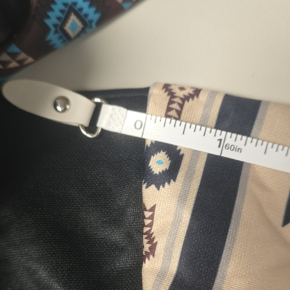 Nu Trendz Black Hoodie with Patterend Sleeves, Front Pocket & Hood, Sz XL Unisex - Picture 9 of 11